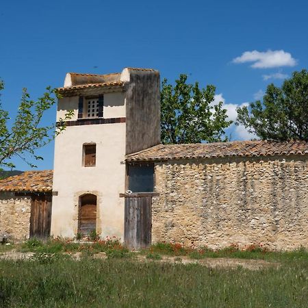 Une Chambre En Luberon Puyvert Buitenkant foto