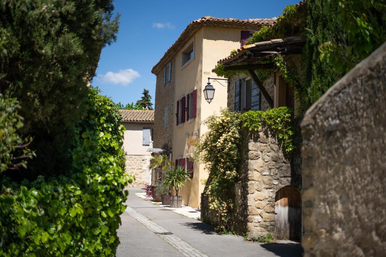 Une Chambre En Luberon Puyvert Buitenkant foto
